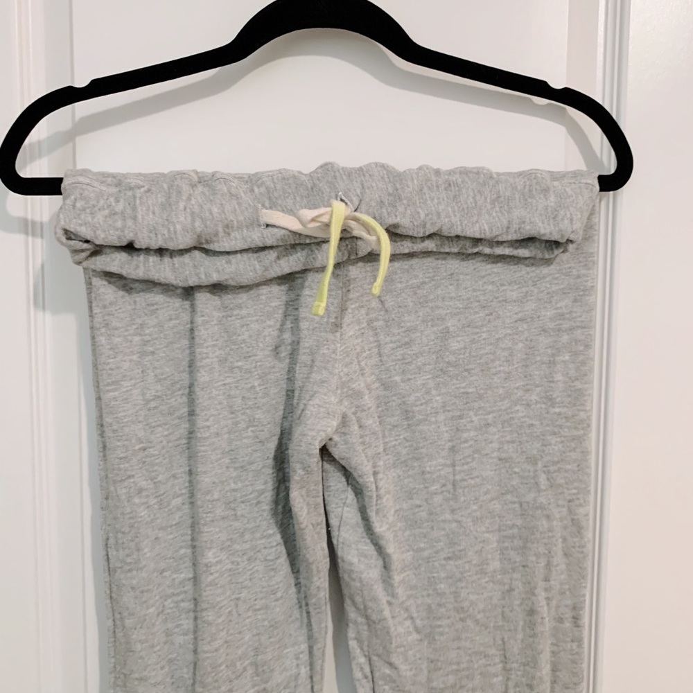 SUNDRY Classic grey flare sweatpants size 3